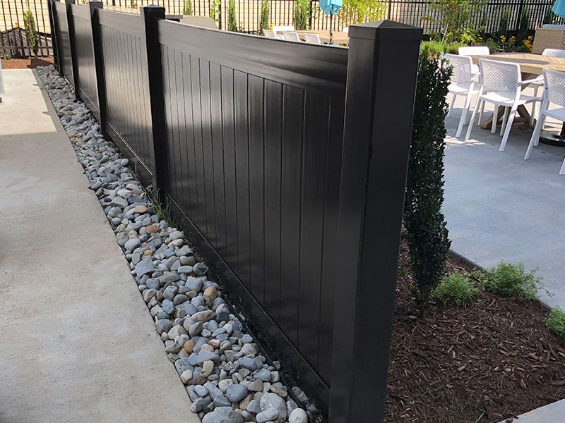 How are Vinyl Fences Affected by Weather