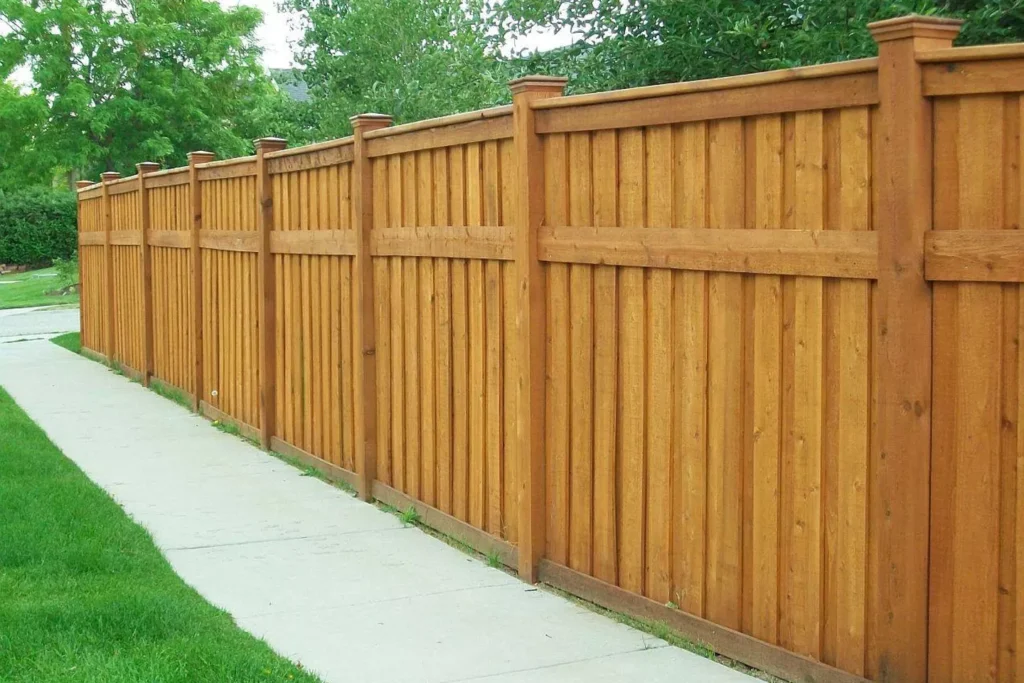 Installing and Aligning Fence Posts