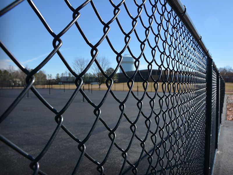 How are Chain Link Fences Affected by Weather